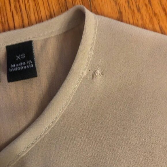 APT. 9 Taupe Pink Black Bird Animal Print Sleeveless Button Back Tank Blouse XS - Picture 14 of 14